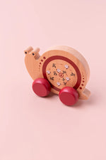 Snail Push Toy